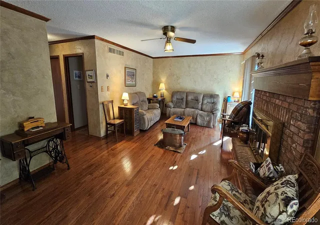 Photo 3 of Single family home for sale at 1005 Nancy St, Fort Morgan, CO 80701 | MLS# 5179628 | Listing updated on 2026-10-06