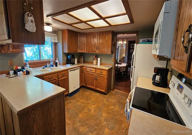 Photo 4 of Single family home for sale at 1005 Nancy St, Fort Morgan, CO 80701 | MLS# 5179628 | Listing updated on 2026-10-06