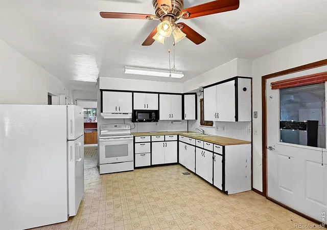 Photo 3 of Single family home for sale at 504 Jefferson St, Sterling, CO 80751 | MLS# IR1070100 | Listing updated on 2026-10-06