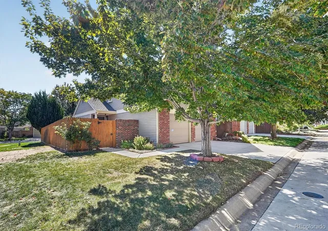 Photo 2 of Single family home for sale at 8750 Independence Way, Arvada, CO 80005 | MLS# 5346281 | Listing updated on 2026-10-09