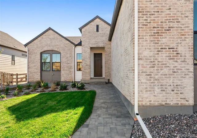 Photo 2 of Mansion for sale at 8346 Simla Way, Littleton, CO 80125 | MLS# 4200692 | Listing updated on 2026-10-09