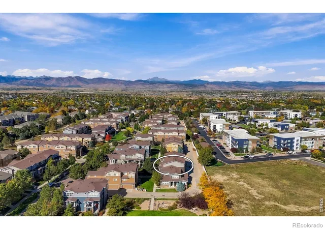 Photo 3 of Townhouse for sale at 1644 Venice Ln, Longmont, CO 80503 | MLS# IR1070104 | Listing updated on 2026-10-07