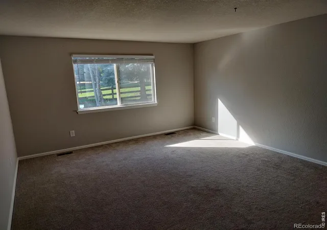 Photo 4 of Single family home for sale at 615 Prichett Ct, Fort Collins, CO 80525 | MLS# IR1070108 | Listing updated on 2026-10-07