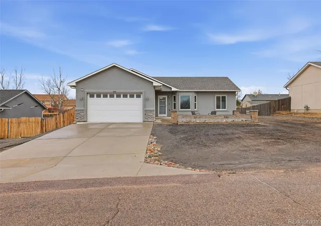 Photo 1 of Single family home for sale at 830 S Blakeland, Pueblo, CO 81007 | MLS# 8493685 | Listing updated on 2026-10-06