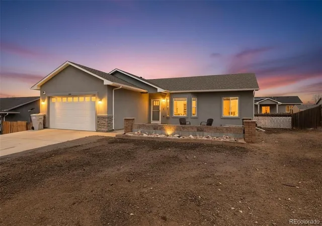 Photo 4 of Single family home for sale at 830 S Blakeland, Pueblo, CO 81007 | MLS# 8493685 | Listing updated on 2026-10-06