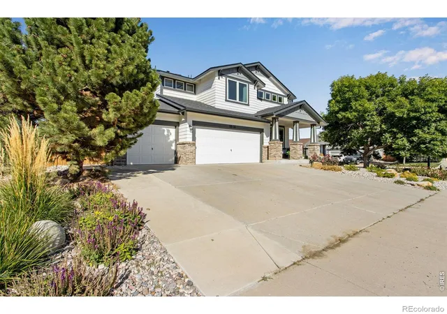 Photo 3 of Single family home for sale at 51 White Wing Ct, Johnstown, CO 80534 | MLS# IR1070112 | Listing updated on 2026-10-07