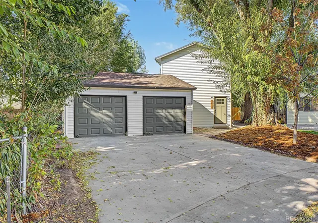 Single family home for sale at 1413 Centennial Dr, Longmont, CO 80501 | MLS# 8009143