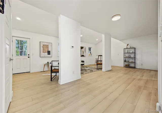 Photo 4 of Single family home for sale at 1413 Centennial Dr, Longmont, CO 80501 | MLS# 8009143 | Listing updated on 2026-10-08