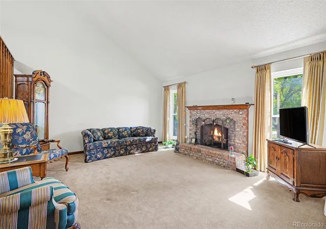Photo 3 of Single family home for sale at 2610 S Oswego St, Aurora, CO 80014 | MLS# 7713314 | Listing updated on 2026-10-08
