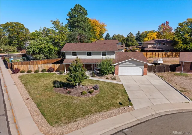 Photo 1 of Single family home for sale at 9816 W Iowa Dr, Lakewood, CO 80232 | MLS# 4054168 | Listing updated on 2026-10-08