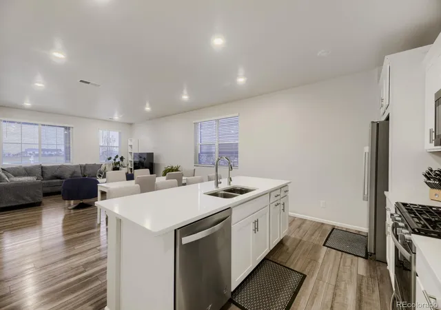 Photo 4 of Townhouse for sale at 21183 E 63rd Drive, Aurora, CO 80019 | MLS# 5872520 | Listing updated on 2026-10-27