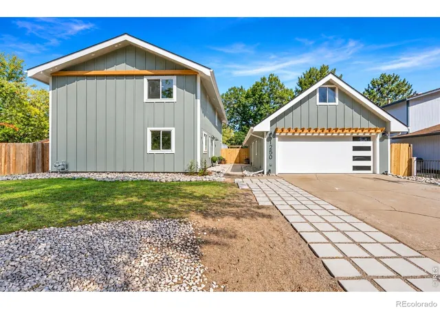 Photo 2 of Single family home for sale at 1250 Martin Rd, Longmont, CO 80504 | MLS# IR1070126 | Listing updated on 2026-10-07