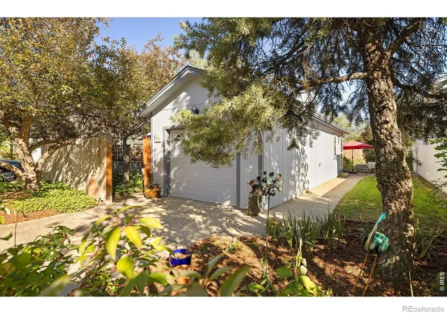 Photo 2 of Single family home for sale at 4431 Driftwood Pl, Boulder, CO 80301 | MLS# IR1070137 | Listing updated on 2026-10-09