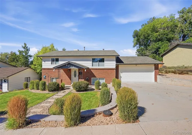 Photo 1 of Single family home for sale at 6259 Reed St, Arvada, CO 80003 | MLS# 5636542 | Listing updated on 2026-10-08