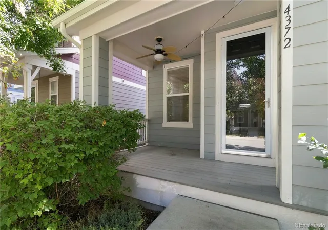 Photo 2 of Single family home for sale at 4372 S Independence St, Littleton, CO 80123 | MLS# 4297854 | Listing updated on 2026-10-09