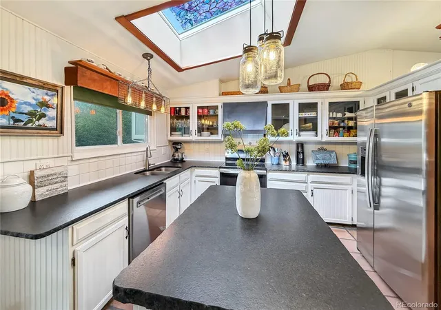 Photo 4 of Single family home for sale at 13232 W Layton Ave, Morrison, CO 80465 | MLS# 8063325 | Listing updated on 2026-10-15