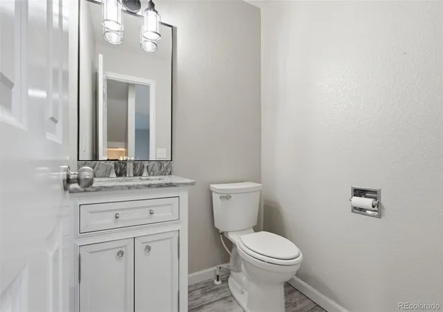 Photo 3 of Townhouse for sale at 1600 Argonne St, Aurora, CO 80011 | MLS# 6721798 | Listing updated on 2026-10-09