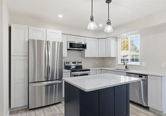 Photo 4 of Townhouse for sale at 1600 Argonne St, Aurora, CO 80011 | MLS# 6721798 | Listing updated on 2026-10-09