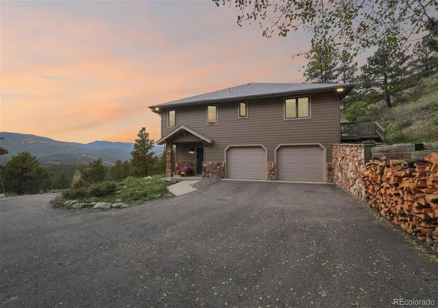 Photo 3 of Single family home for sale at 350 Conifer Dr, Evergreen, CO 80439 | MLS# 9550069 | Listing updated on 2026-10-10
