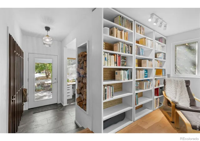 Photo 4 of Single family home for sale at 1541 Harrison Ave, Boulder, CO 80303 | MLS# IR1070150 | Listing updated on 2026-10-09
