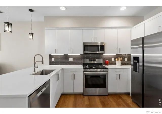 Photo 3 of Townhouse for sale at 3245 W 17th Avenue #2, Denver, CO 80204 | MLS# IR1070153 | Listing updated on 2026-10-09
