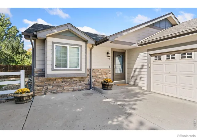 Photo 3 of Single family home for sale at 1855 Gemini Ct, Loveland, CO 80537 | MLS# IR1070155 | Listing updated on 2026-10-07