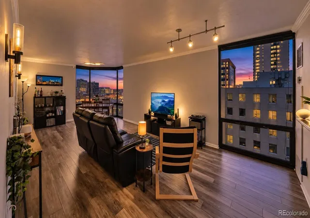 Photo 3 of Condo for sale at 1625 Larimer St #1007, Denver, CO 80202 | MLS# 6206416 | Listing updated on 2026-10-08