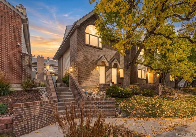 Condo for sale at 170 S Jackson St #106, Denver, CO 80209 | MLS# 1594241