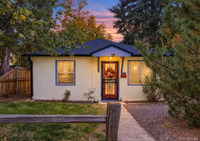 Single family home for sale at 3731 Teller St, Wheat Ridge, CO 80033 | MLS# 4234129