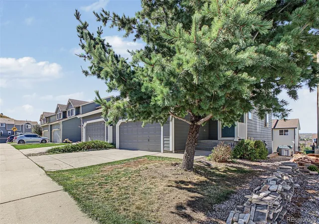 Photo 3 of Townhouse for sale at 1461 Live Oak Rd, Castle Rock, CO 80104 | MLS# 6705501 | Listing updated on 2026-10-07