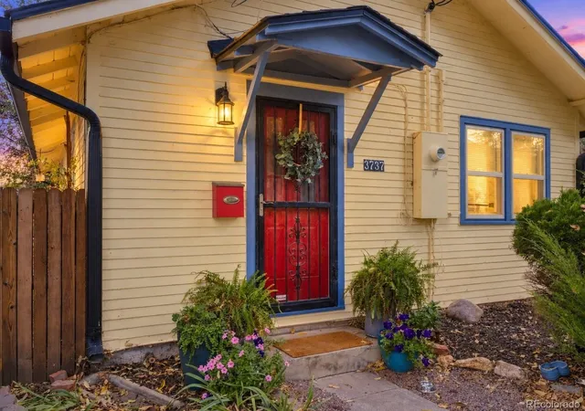 Photo 2 of Single family home for sale at 3737 Teller St, Wheat Ridge, CO 80033 | MLS# 8777162 | Listing updated on 2026-10-20