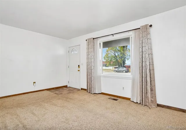 Photo 2 of Single family home for sale at 716 Craft Dr, Alamosa, CO 81101 | MLS# 7743297 | Listing updated on 2026-10-08