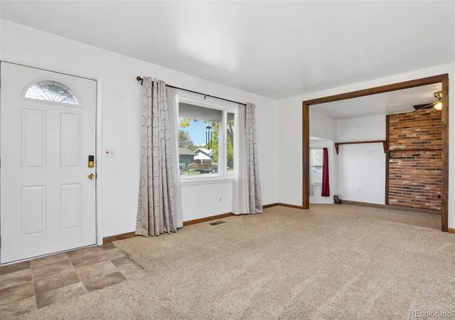 Photo 3 of Single family home for sale at 716 Craft Dr, Alamosa, CO 81101 | MLS# 7743297 | Listing updated on 2026-10-08