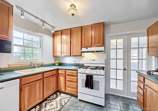Photo 4 of Single family home for sale at 508 S Canosa Ct, Denver, CO 80219 | MLS# 3612966 | Listing updated on 2026-10-09
