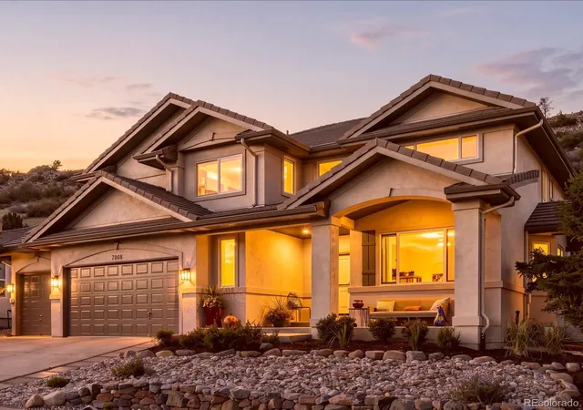 Photo 2 of Single family home for sale at 7008 Choke Cherry Way, Littleton, CO 80125 | MLS# 1766179 | Listing updated on 2026-10-30