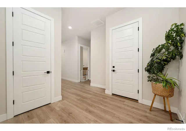 Photo 4 of Single family home for sale at 1780 Barefoot Dr, Windsor, CO 80550 | MLS# IR1070170 | Listing updated on 2026-10-08