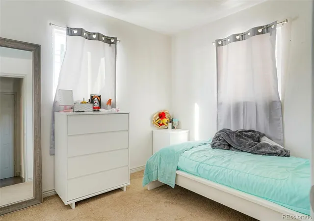 Photo 4 of House for sale at 982 S Sheridan Blvd, Denver, CO 80226 | MLS# 6970158 | Listing updated on 2026-10-07