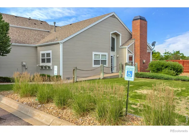 Photo 2 of Townhouse for sale at 15555 E 40th Avenue #7, Denver, CO 80239 | MLS# IR1070183 | Listing updated on 2026-10-08