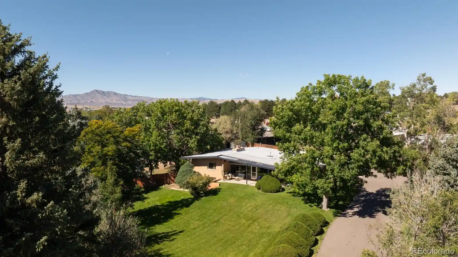 Photo 3 of Single family home for sale at 7455 W Radcliff Ave, Littleton, CO 80123 | MLS# 4545442 | Listing updated on 2026-10-24