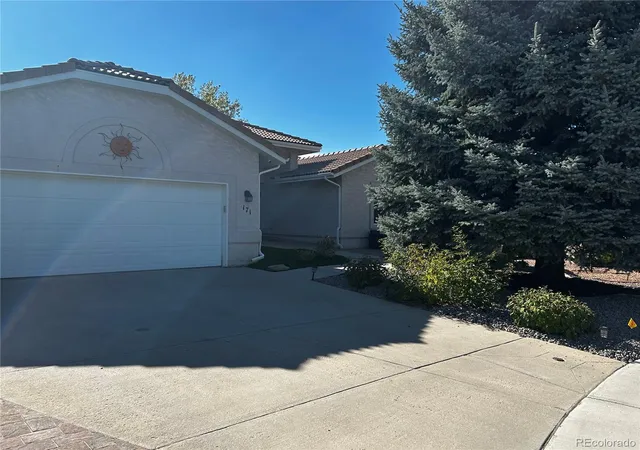 Photo 2 of Single family home for sale at 171 Las Lunas St, Castle Rock, CO 80104 | MLS# 5025685 | Listing updated on 2026-10-08
