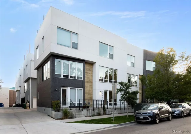 Townhouse for sale at 2948 W 33rd Avenue, Denver, CO 80211 | MLS# 6455852