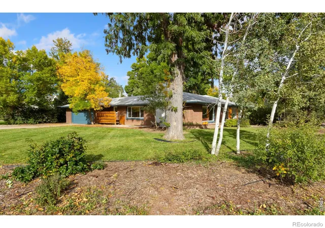 Photo 4 of Single family home for sale at 300 Yale Way, Fort Collins, CO 80525 | MLS# IR1070193 | Listing updated on 2026-10-08