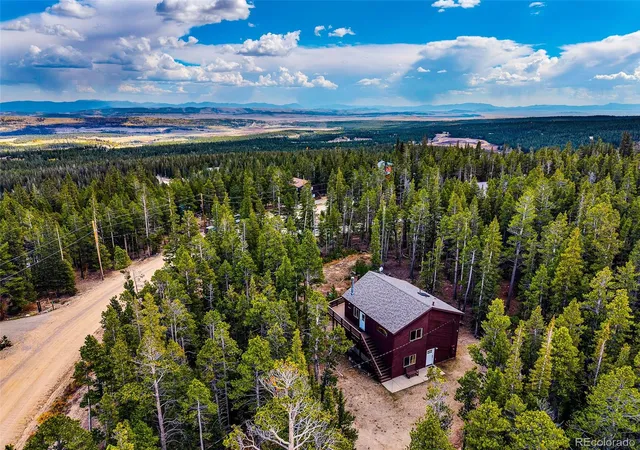 Photo 3 of Single family home for sale at 1647 Bobcat Ln, Fairplay, CO 80440 | MLS# 9769305 | Listing updated on 2026-10-10