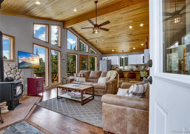 Photo 4 of Single family home for sale at 1647 Bobcat Ln, Fairplay, CO 80440 | MLS# 9769305 | Listing updated on 2026-10-10