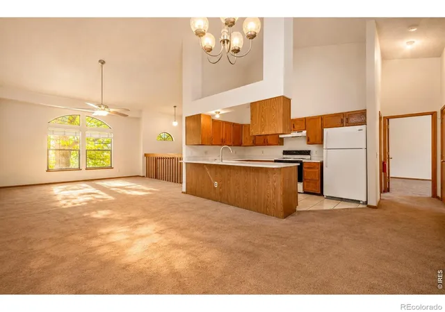 Photo 4 of Single family home for sale at 800 Buchanan Ln, Longmont, CO 80504 | MLS# IR1070197 | Listing updated on 2026-10-09