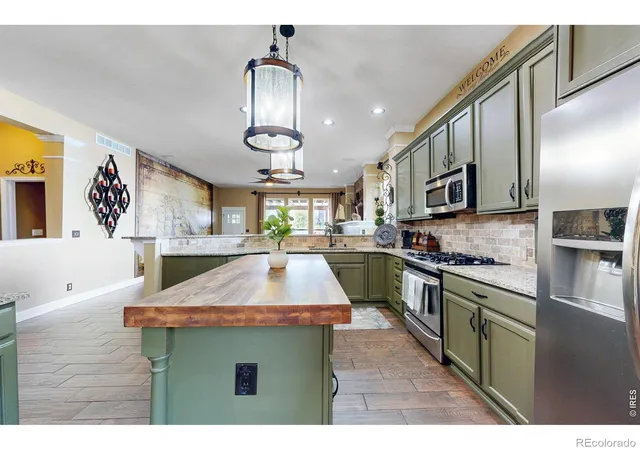 Photo 4 of Single family home for sale at 123 Whitney Ct, Windsor, CO 80550 | MLS# IR1070198 | Listing updated on 2026-10-10