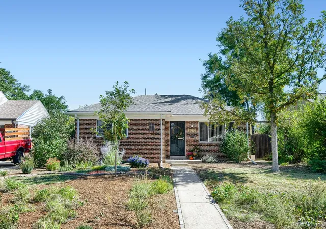 Photo 1 of Single family home for sale at 3070 Jasmine, Denver, CO 80207 | MLS# 2287453 | Listing updated on 2026-10-08