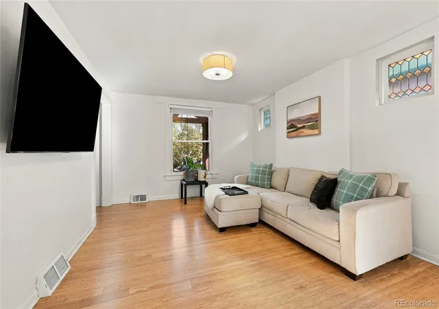 Photo 4 of Single family home for sale at 1315 S Sherman St, Denver, CO 80210 | MLS# 5648795 | Listing updated on 2026-10-10