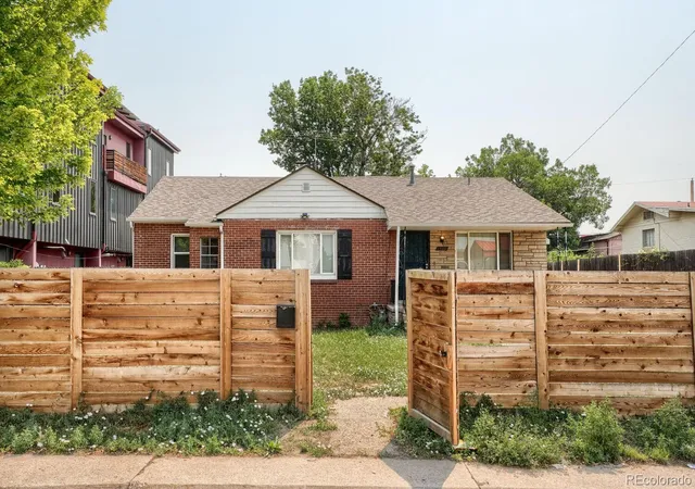 Photo 3 of Single family home for sale at 1540 Zenobia St, Denver, CO 80204 | MLS# 3435518 | Listing updated on 2026-10-23