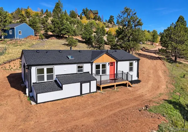 Single family home for sale at 131 Dillon Ln, Florissant, CO 80816 | MLS# 7246996